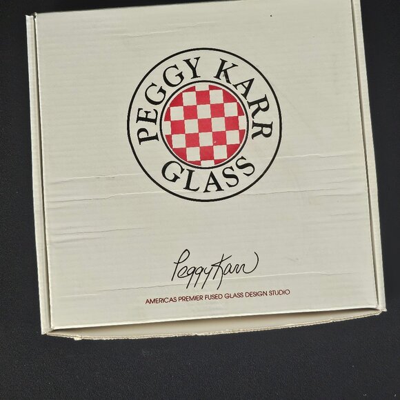 Peggy Karr 8" Strawberry Plate SWO8P Fused Art Glass Plate In Box Signed P KARR - Picture 3 of 11